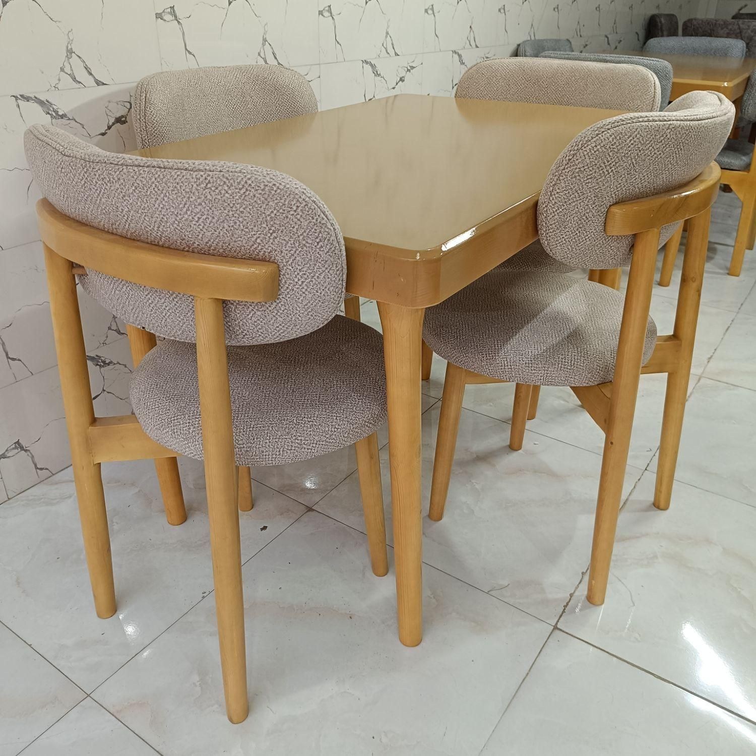 میز غذاخوری نوبل چوب روسی